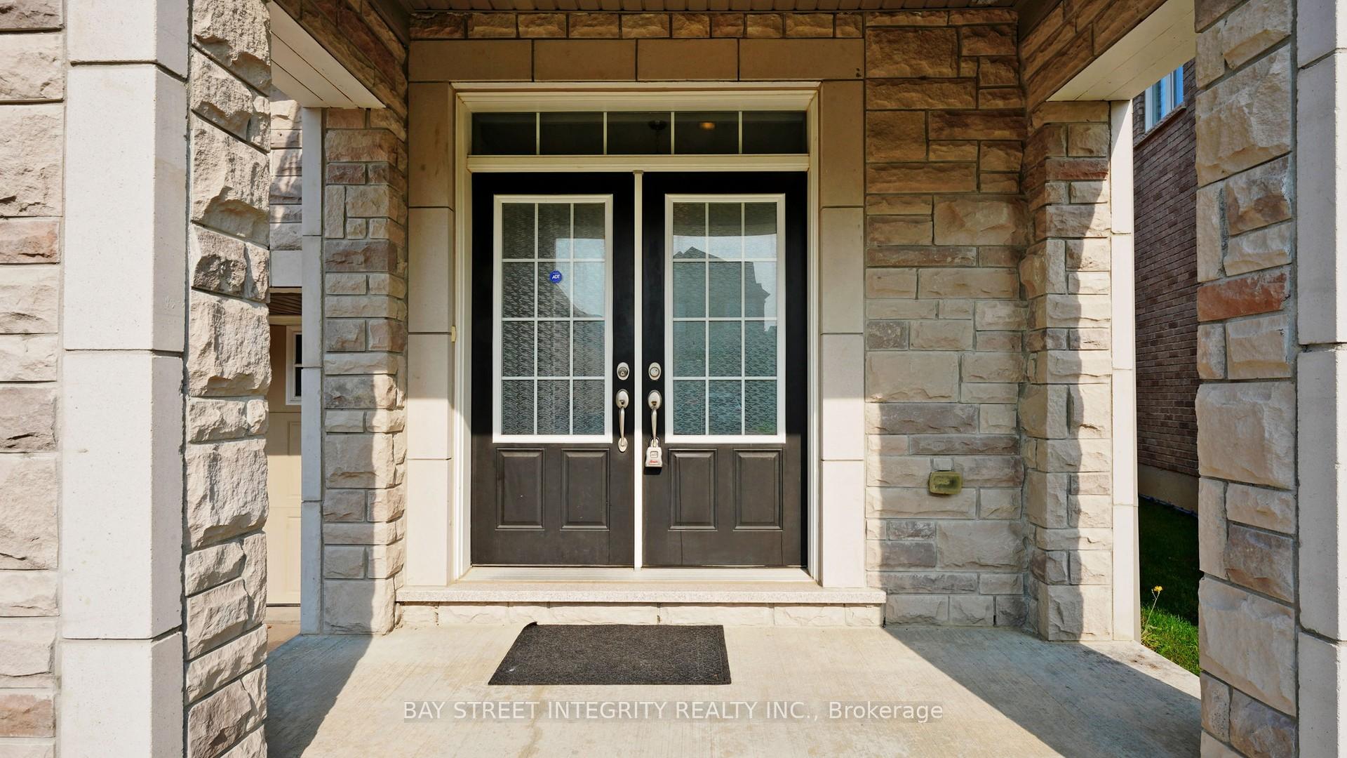 Photo 31 of 170 Baber Crescent, Aurora, Rural Aurora — HOMEH