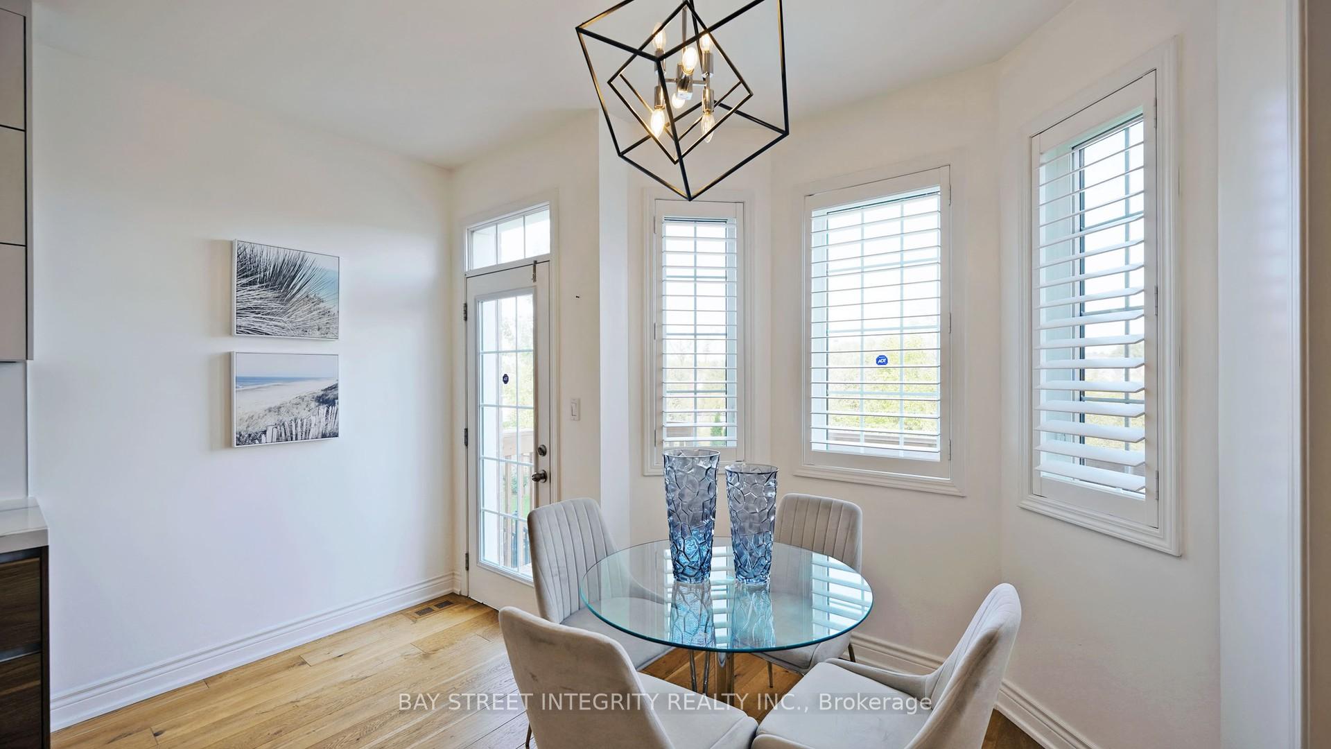 Photo 24 of 170 Baber Crescent, Aurora, Rural Aurora — HOMEH