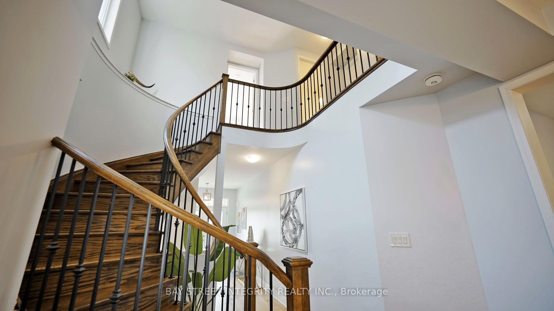 Photo 36 of 170 Baber Crescent, Aurora, Rural Aurora — HOMEH