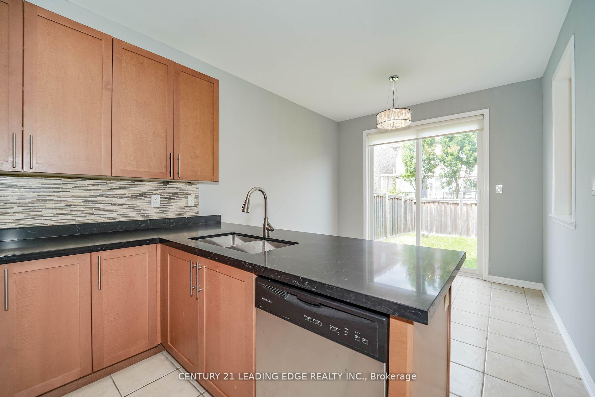 Photo 16 of 1844 Misthollow Drive, Pickering, Duffin Heights — HOMEH