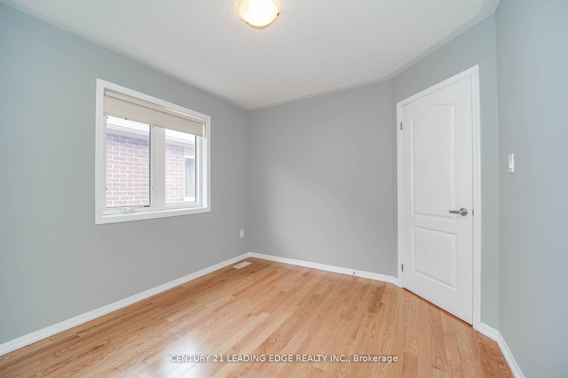 Photo 15 of 1844 Misthollow Drive, Pickering, Duffin Heights — HOMEH