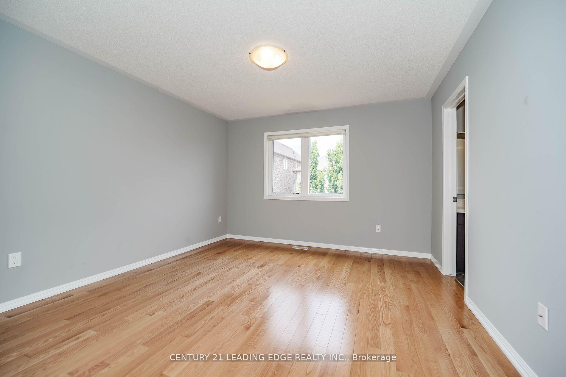 Photo 18 of 1844 Misthollow Drive, Pickering, Duffin Heights — HOMEH