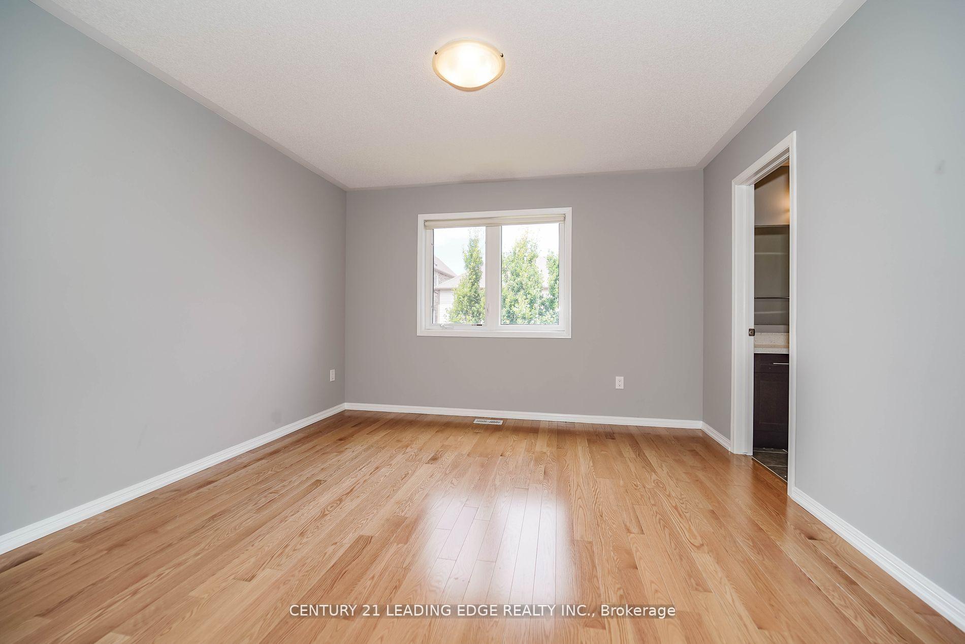 Photo 13 of 1844 Misthollow Drive, Pickering, Duffin Heights — HOMEH