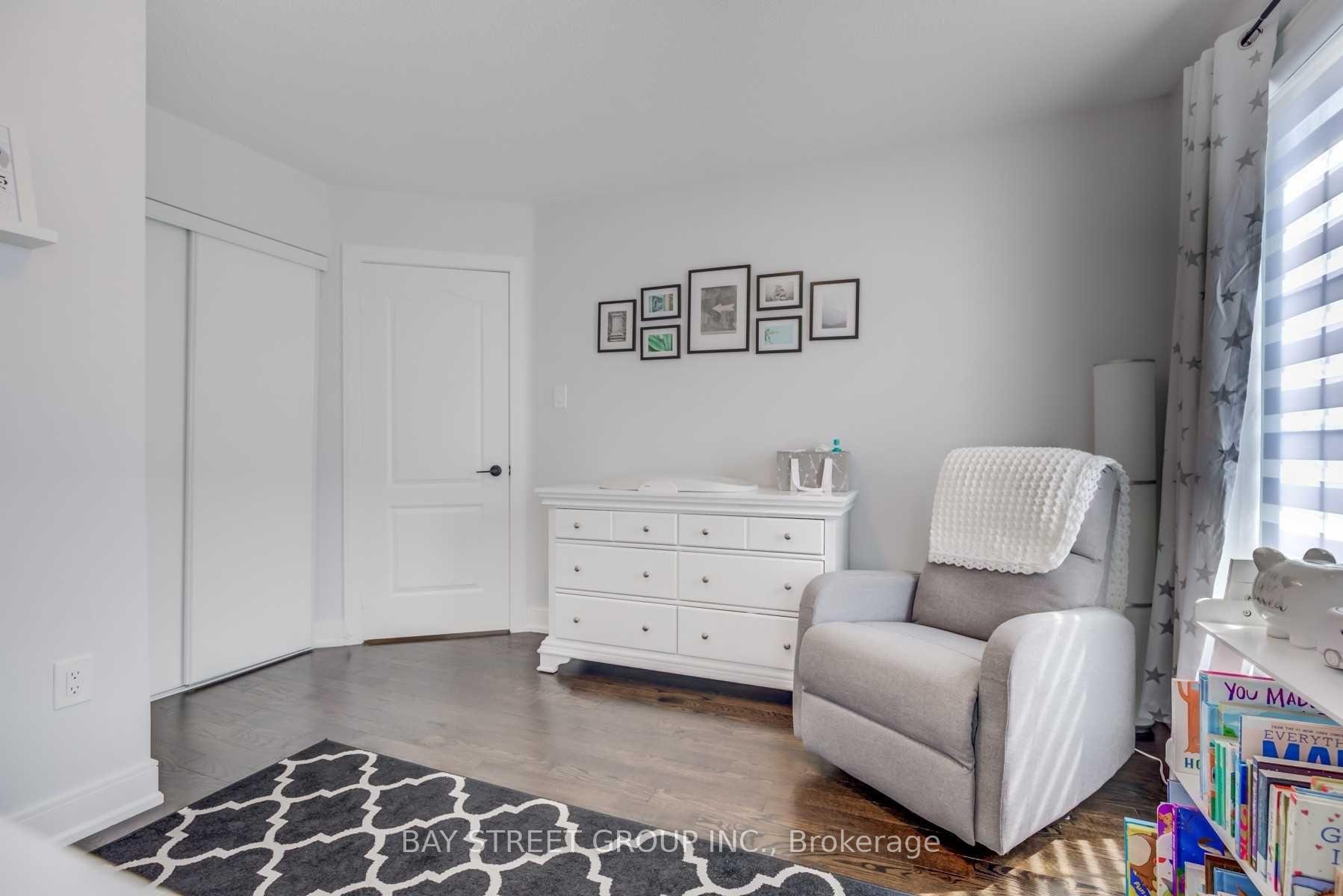 Photo 9 of 45 Mainland Crescent, Vaughan, Vellore Village — HOMEH