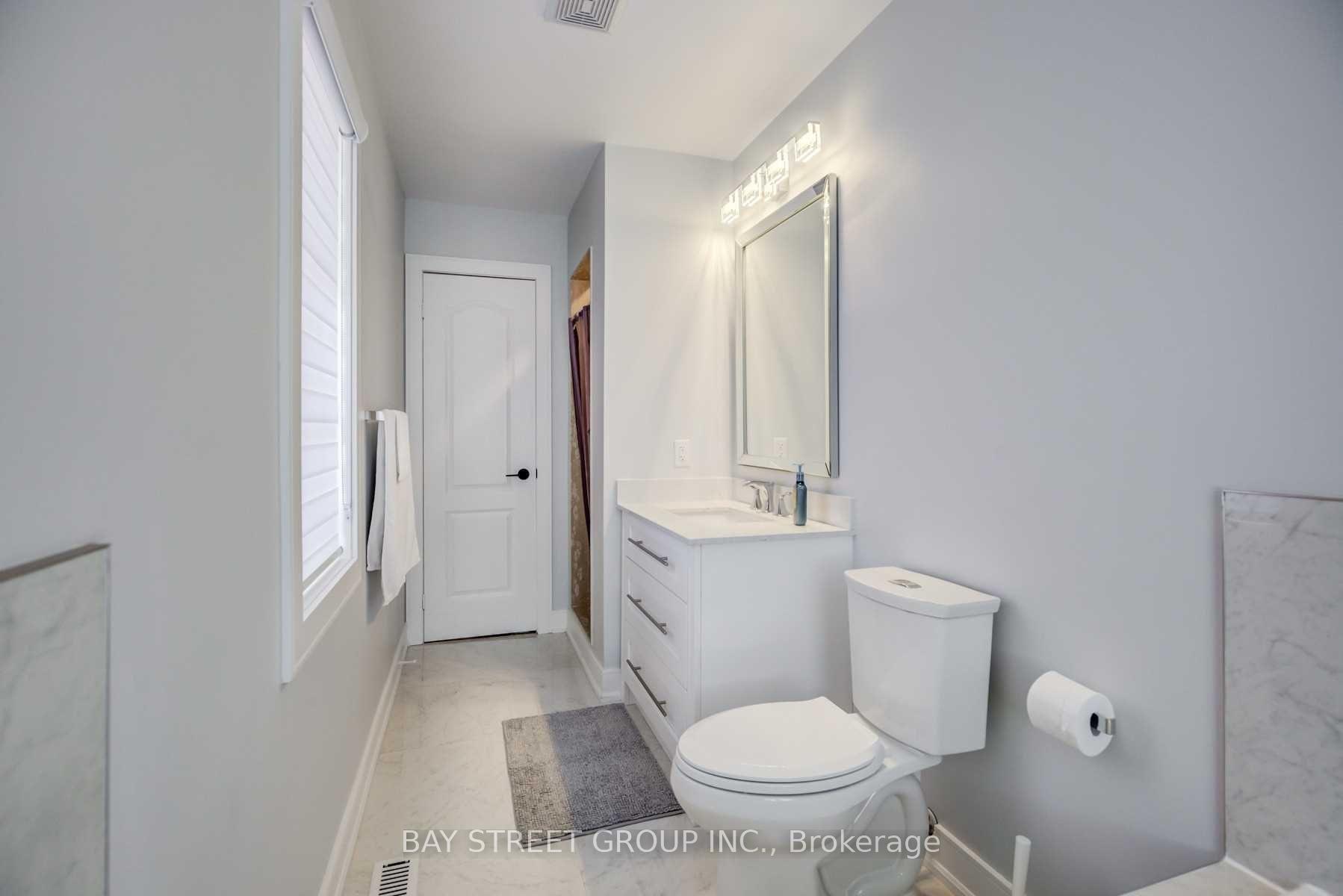 Photo 20 of 45 Mainland Crescent, Vaughan, Vellore Village — HOMEH