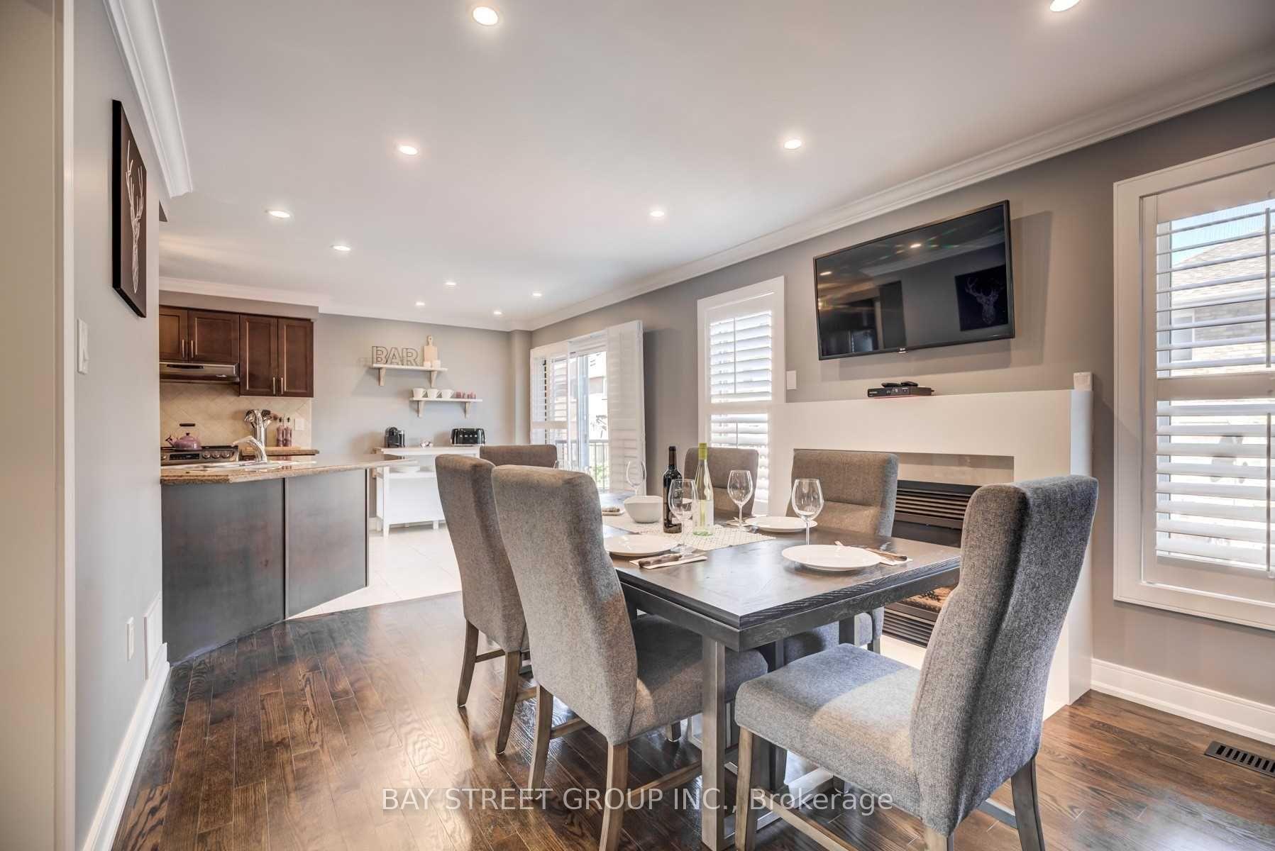 Photo 17 of 45 Mainland Crescent, Vaughan, Vellore Village — HOMEH