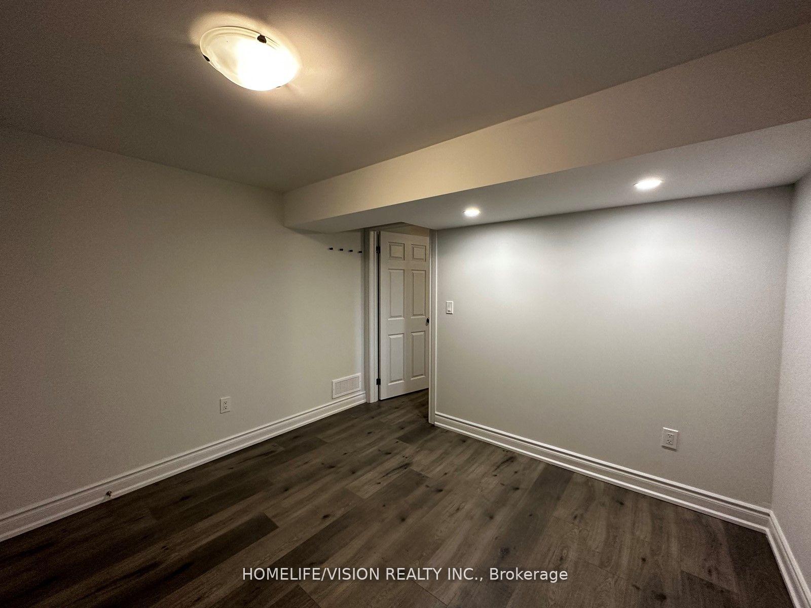 Photo 6 of Unit B, 23 Markwood Drive, Kitchener — HOMEH