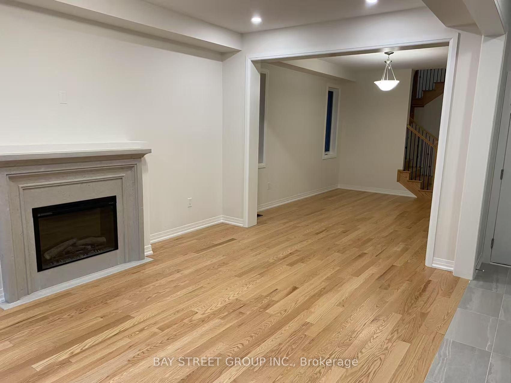 Photo 5 of 1035 Pisces Street, Pickering, Rural Pickering — HOMEH