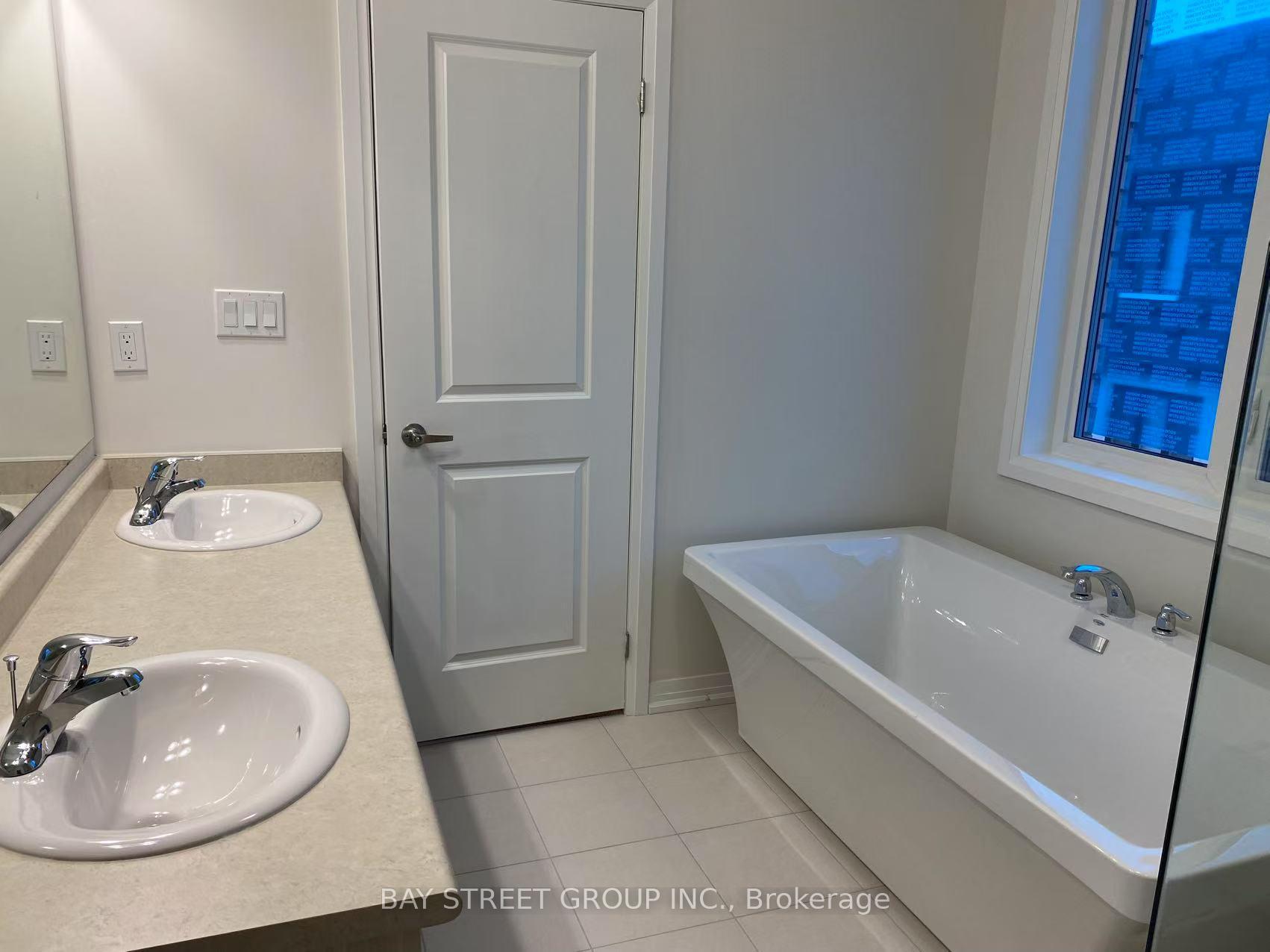 Photo 9 of 1035 Pisces Street, Pickering, Rural Pickering — HOMEH
