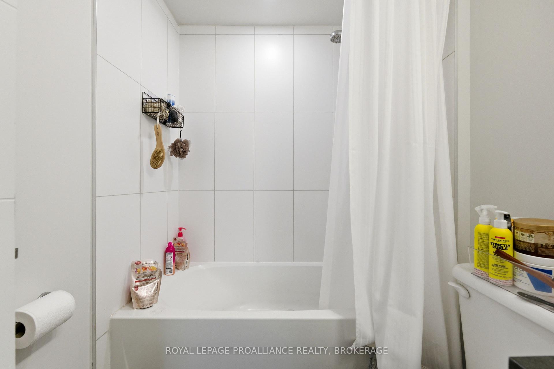 Photo 8 of Unit 224, 652 Princess Street, Kingston, Central City East — HOMEH