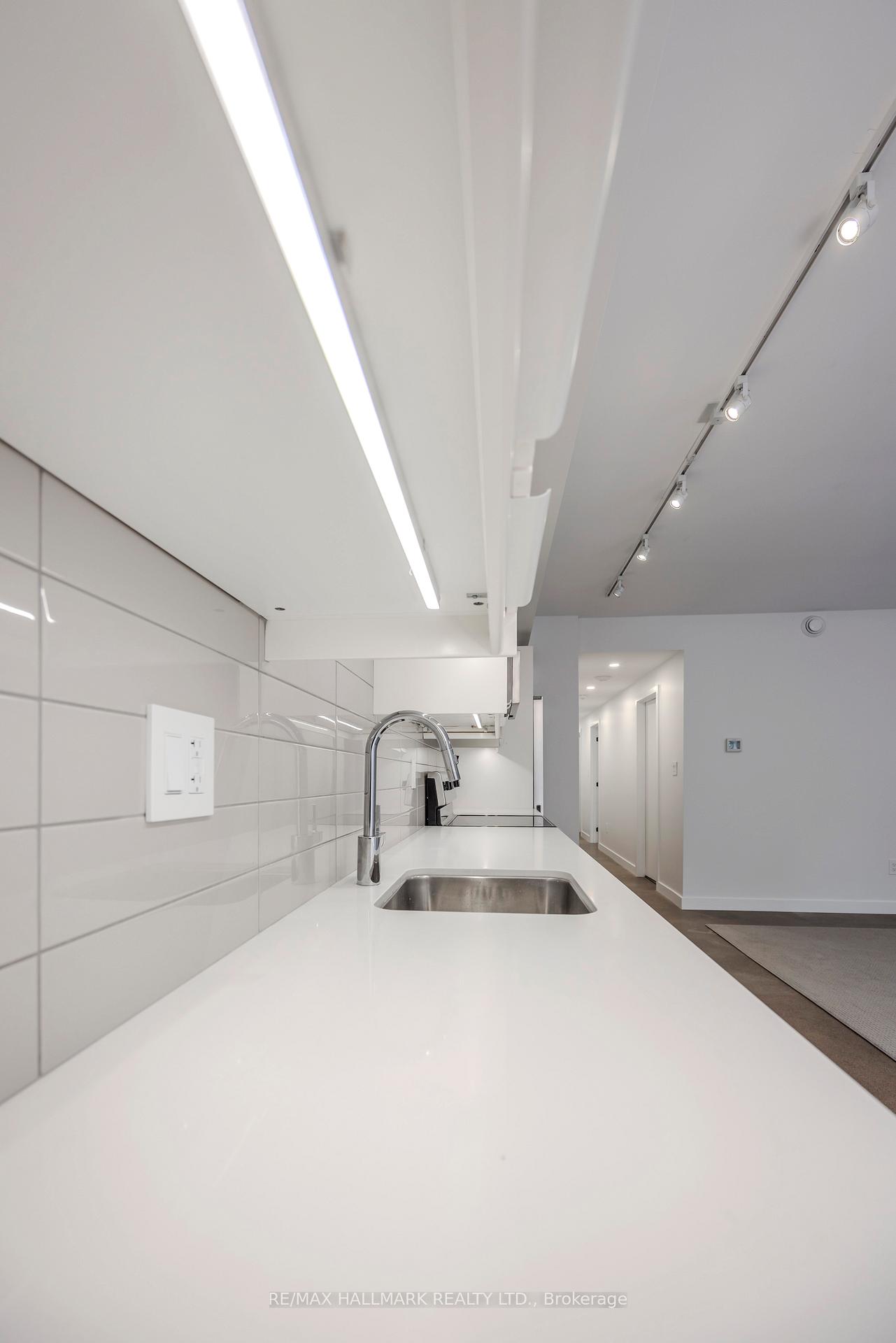 Photo 8 of Unit Lower, 81 Gough Avenue, Toronto, Playter Estates-Danforth — HOMEH