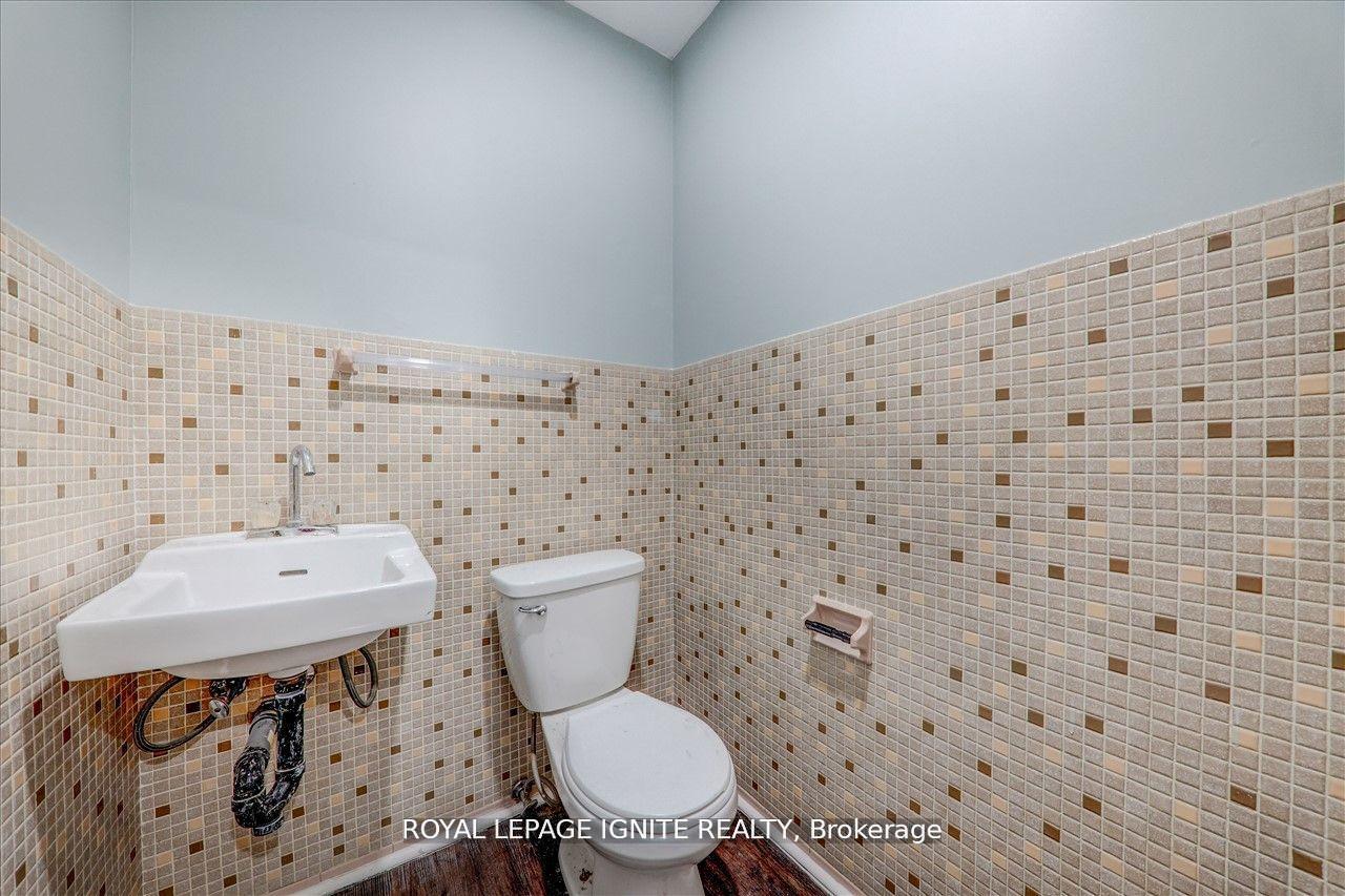Photo 15 of Unit A, 3 Hastings Street, Bancroft, Bancroft Ward — HOMEH