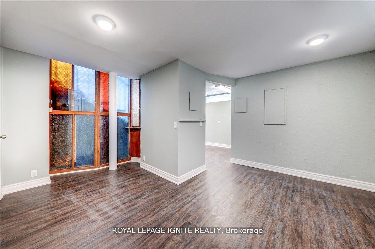 Photo 19 of Unit B, 3 Hastings Street, Bancroft, Bancroft Ward — HOMEH