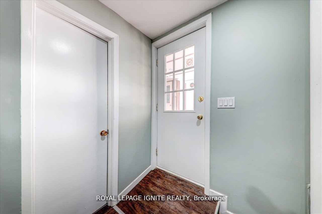 Photo 17 of Unit B, 3 Hastings Street, Bancroft, Bancroft Ward — HOMEH