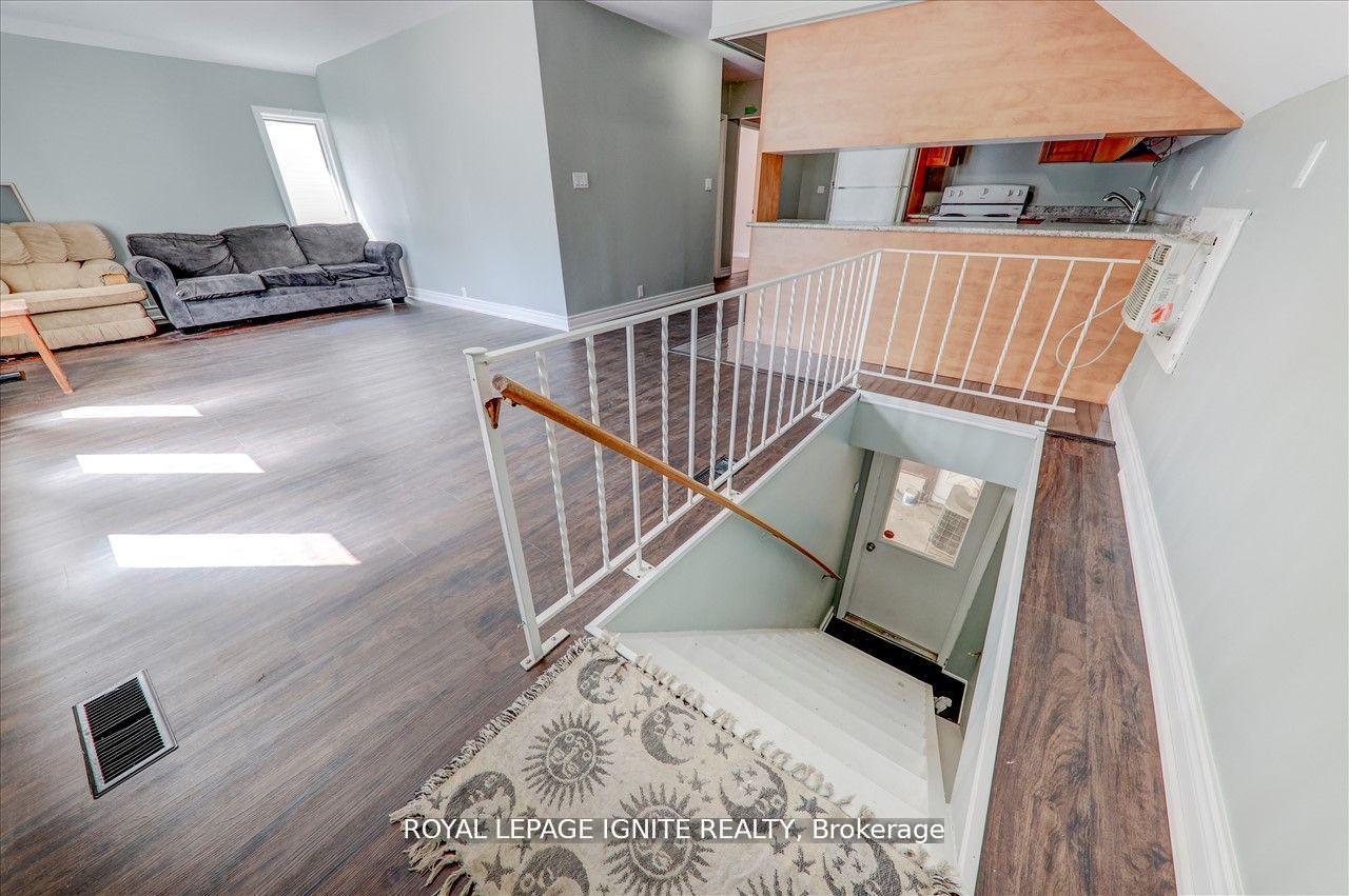 Photo 35 of Unit B, 3 Hastings Street, Bancroft, Bancroft Ward — HOMEH