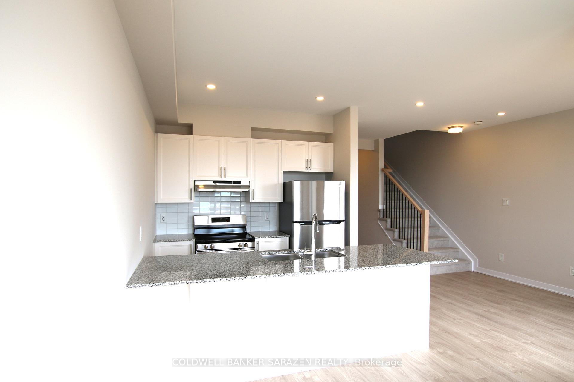 Photo 3 of 807 Andesite Terrace, Ottawa, Barrhaven - Half Moon Bay — HOMEH