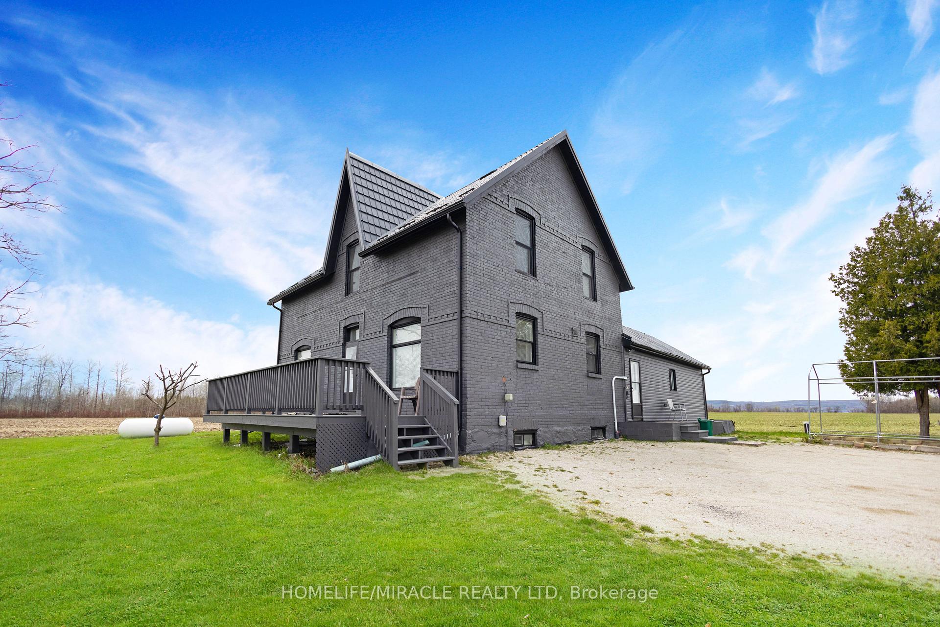 Photo 3 of 1516 Fairgrounds Road, Clearview, Stayner — HOMEH