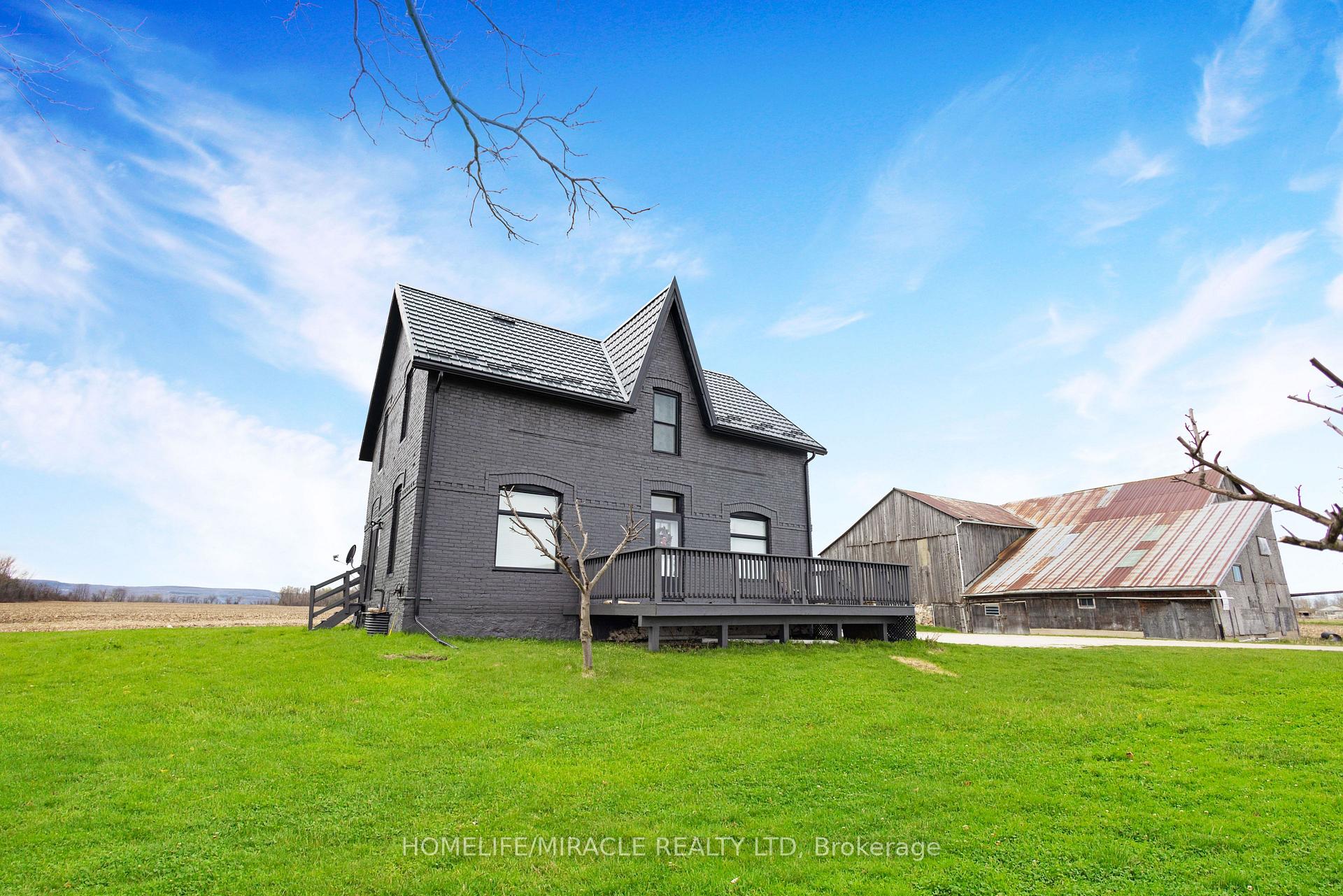 Photo 4 of 1516 Fairgrounds Road, Clearview, Stayner — HOMEH
