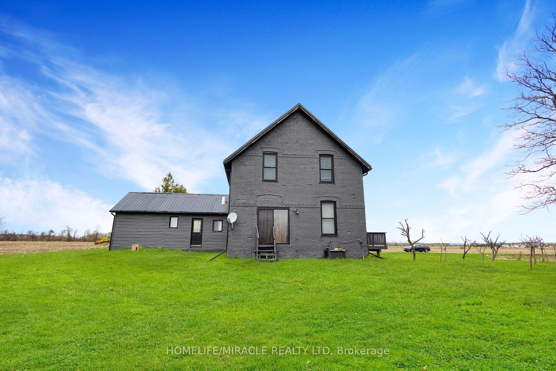 Photo 16 of 1516 Fairgrounds Road, Clearview, Stayner — HOMEH