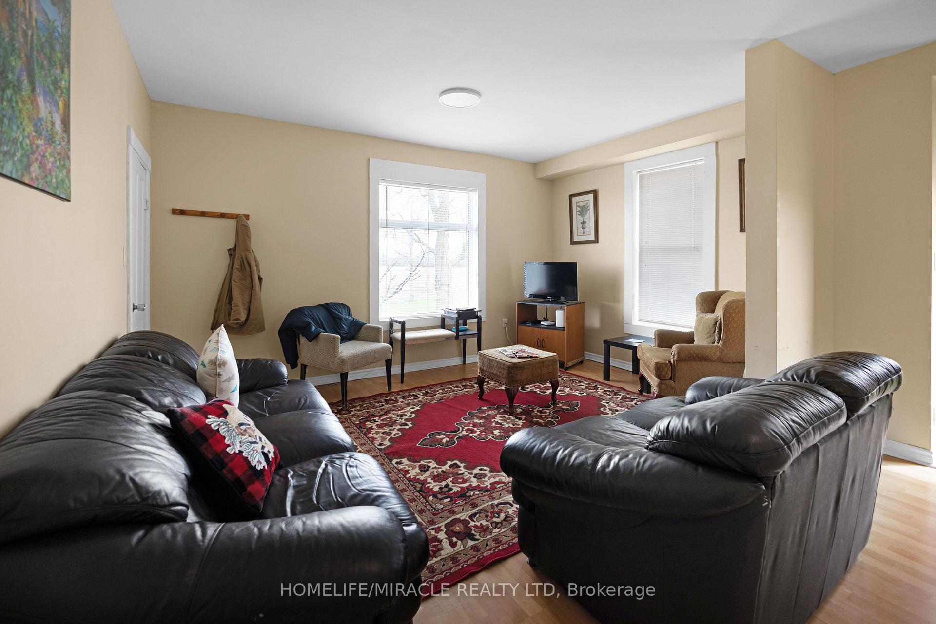Photo 9 of 1516 Fairgrounds Road, Clearview, Stayner — HOMEH