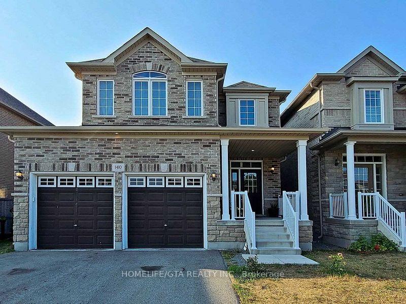 Front of 1410 Gord Vinson Avenue