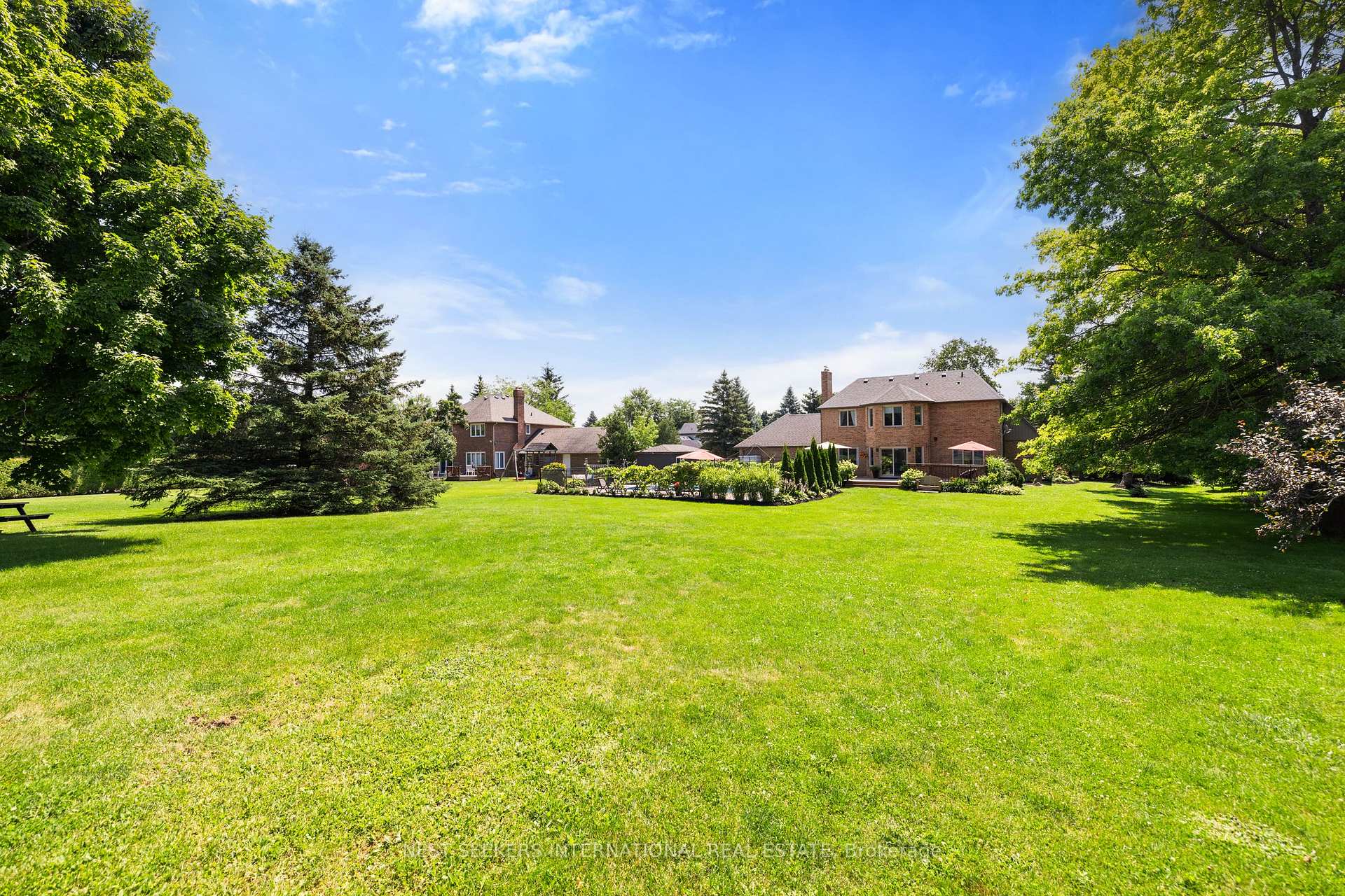 Photo 20 of 50 Sheardown Drive, King, Nobleton — HOMEH