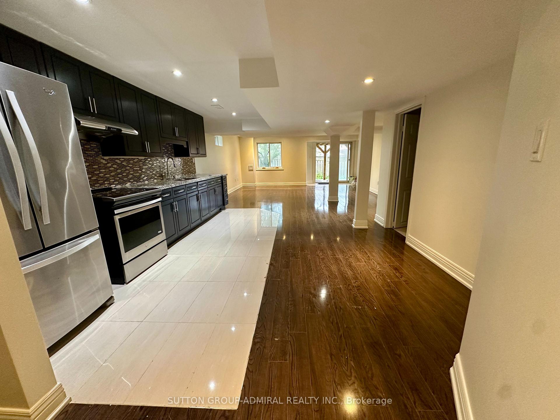 Photo 2 of Unit Basement, 183 Ravineview Drive, Vaughan, Rural Vaughan — HOMEH
