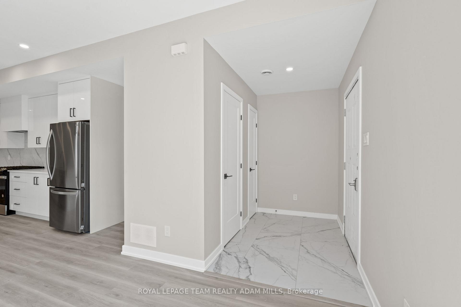 Photo 2 of Unit A, 306 Lanark Avenue, Ottawa, Westboro North — HOMEH