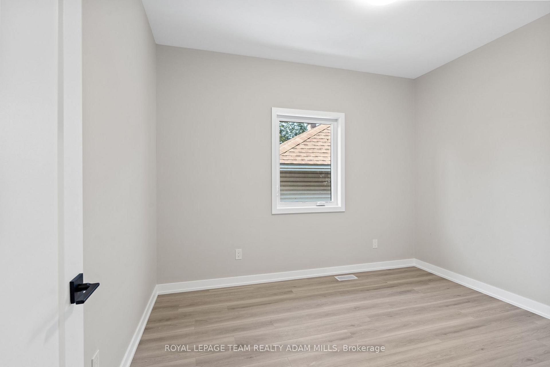 Photo 16 of Unit A, 306 Lanark Avenue, Ottawa, Westboro North — HOMEH
