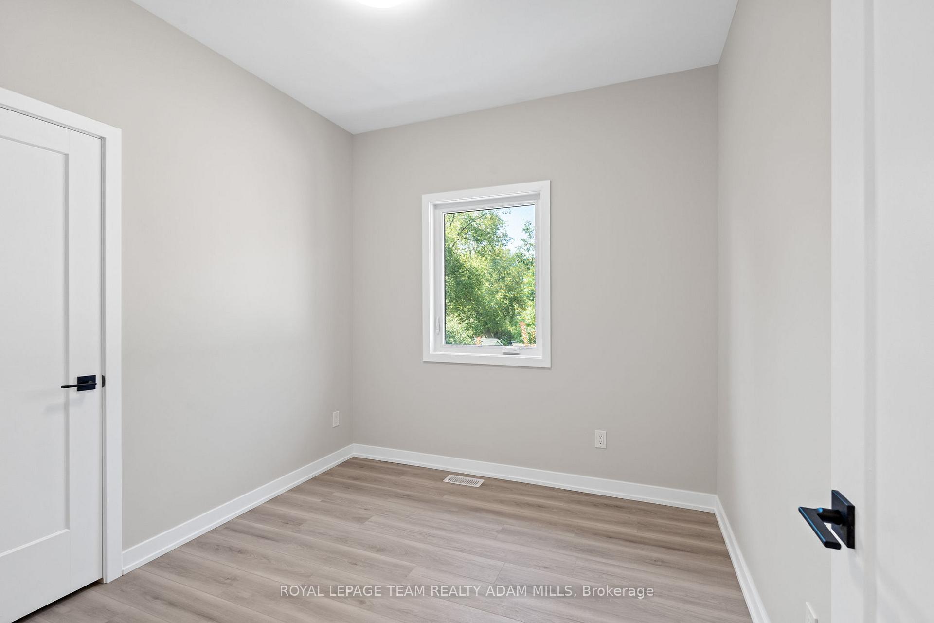 Photo 20 of Unit A, 306 Lanark Avenue, Ottawa, Westboro North — HOMEH