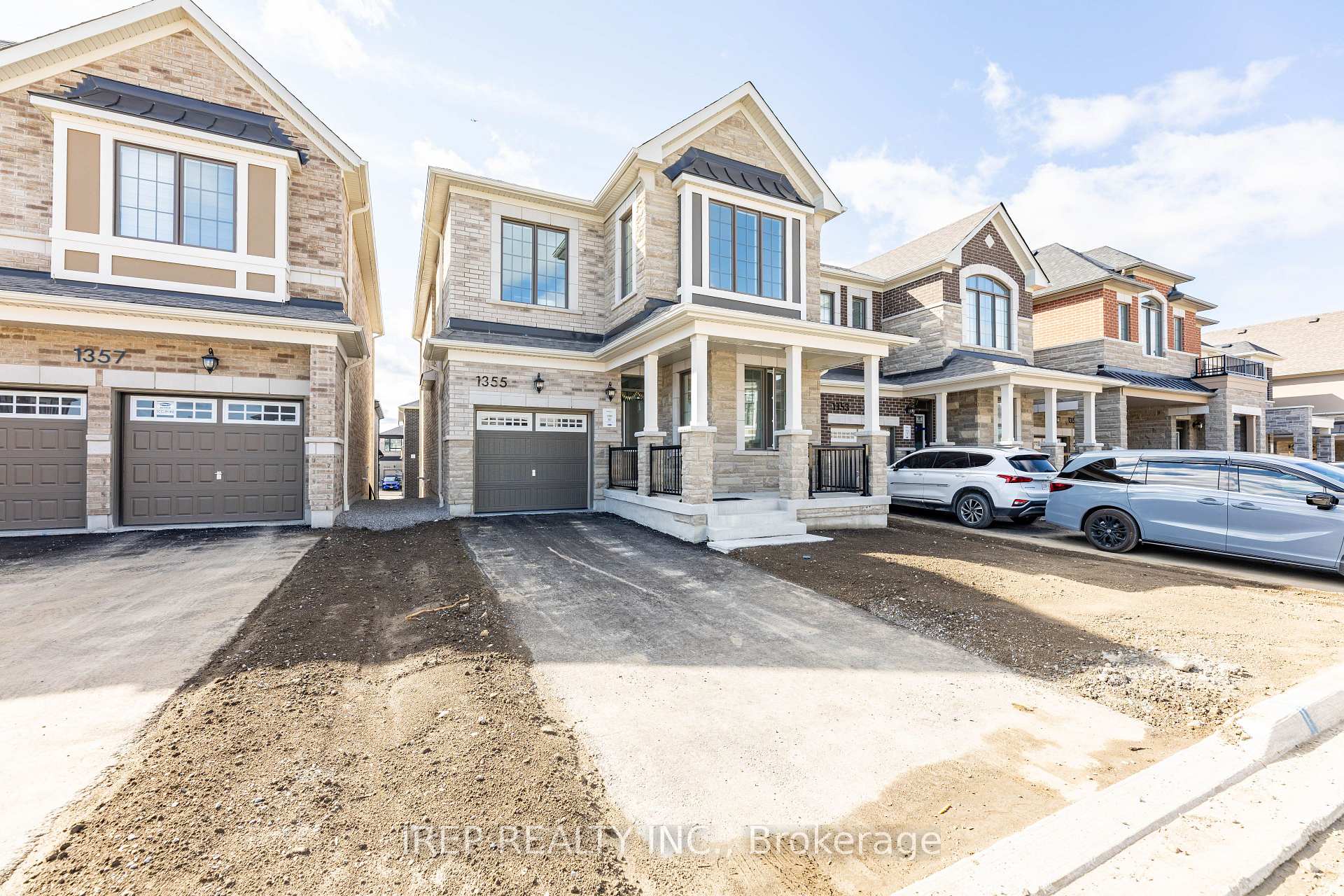 Photo 1 of 1355 Glamorgan Manor, Pickering, Rural Pickering — HOMEH