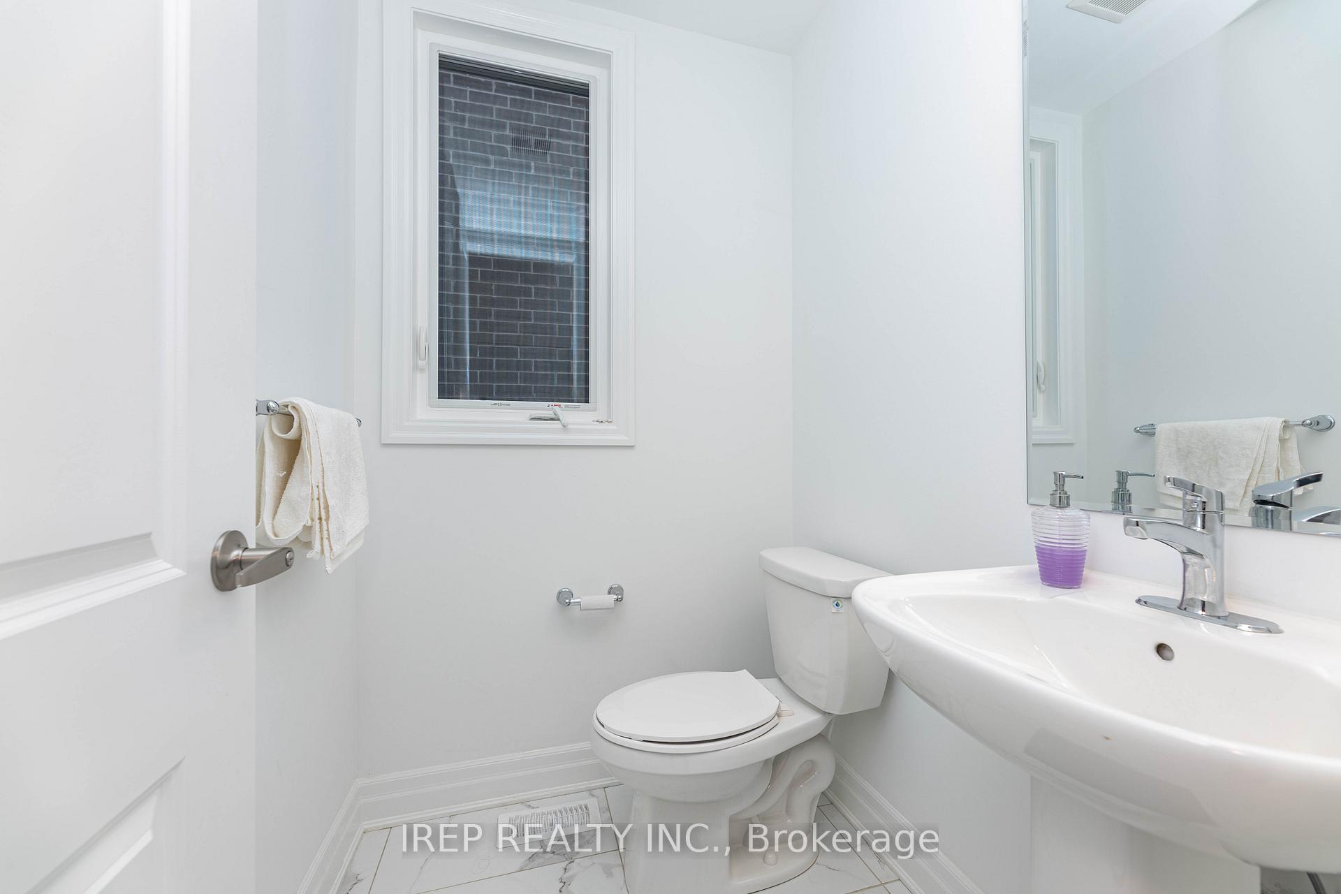 Photo 10 of 1355 Glamorgan Manor, Pickering, Rural Pickering — HOMEH