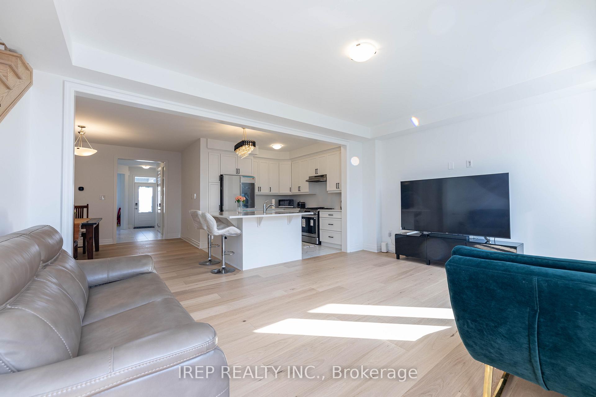 Photo 11 of 1355 Glamorgan Manor, Pickering, Rural Pickering — HOMEH