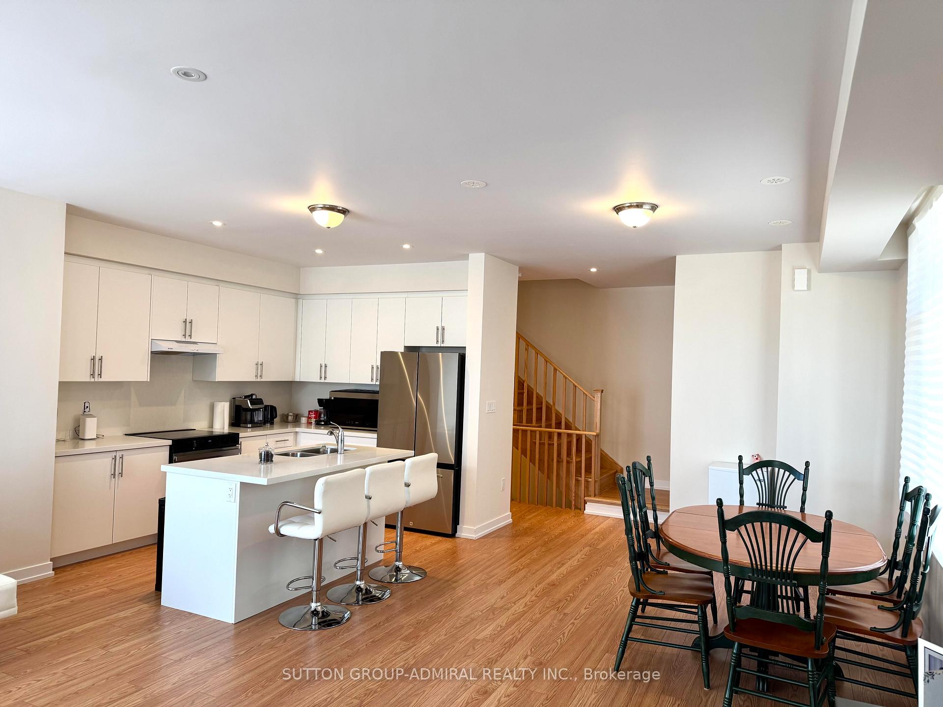 Photo 8 of 47 Chiffon Street, Vaughan, Steeles West Industrial — HOMEH