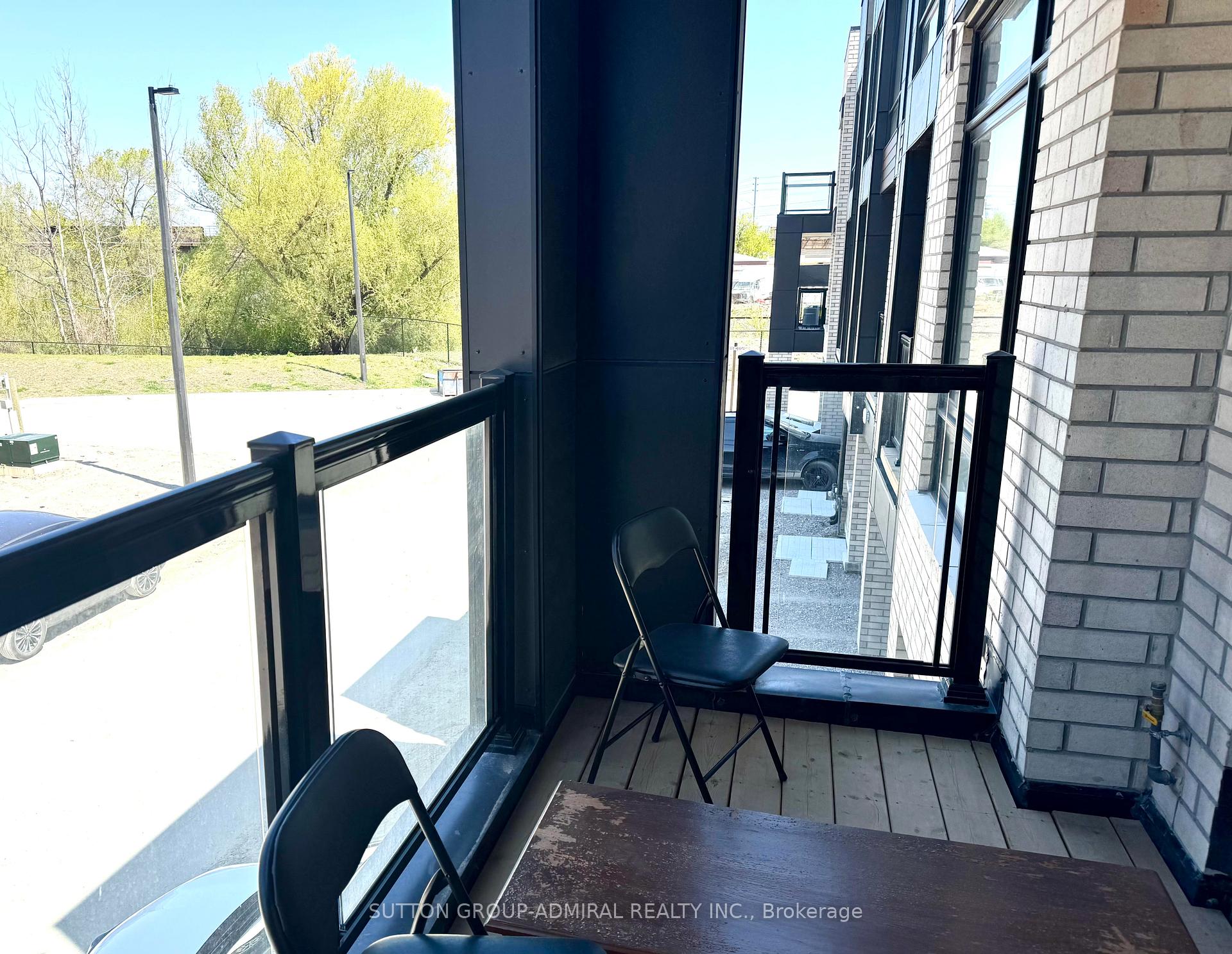 Photo 13 of 47 Chiffon Street, Vaughan, Steeles West Industrial — HOMEH