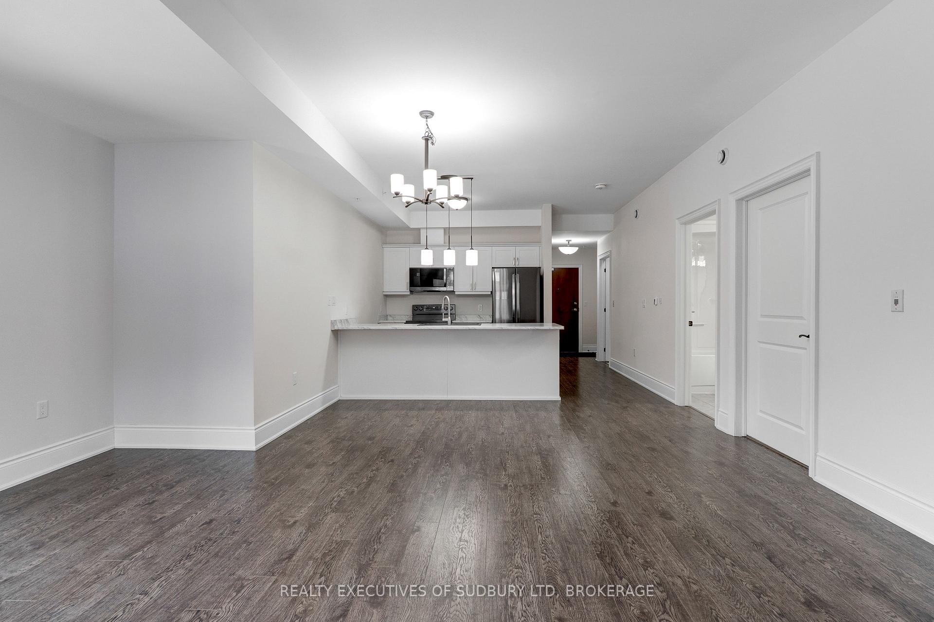 Photo 5 of Unit 404, 11C Salt Dock Road, Parry Sound — HOMEH
