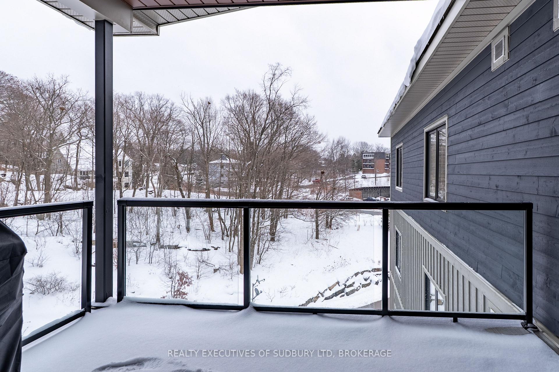 Photo 11 of Unit 404, 11C Salt Dock Road, Parry Sound — HOMEH
