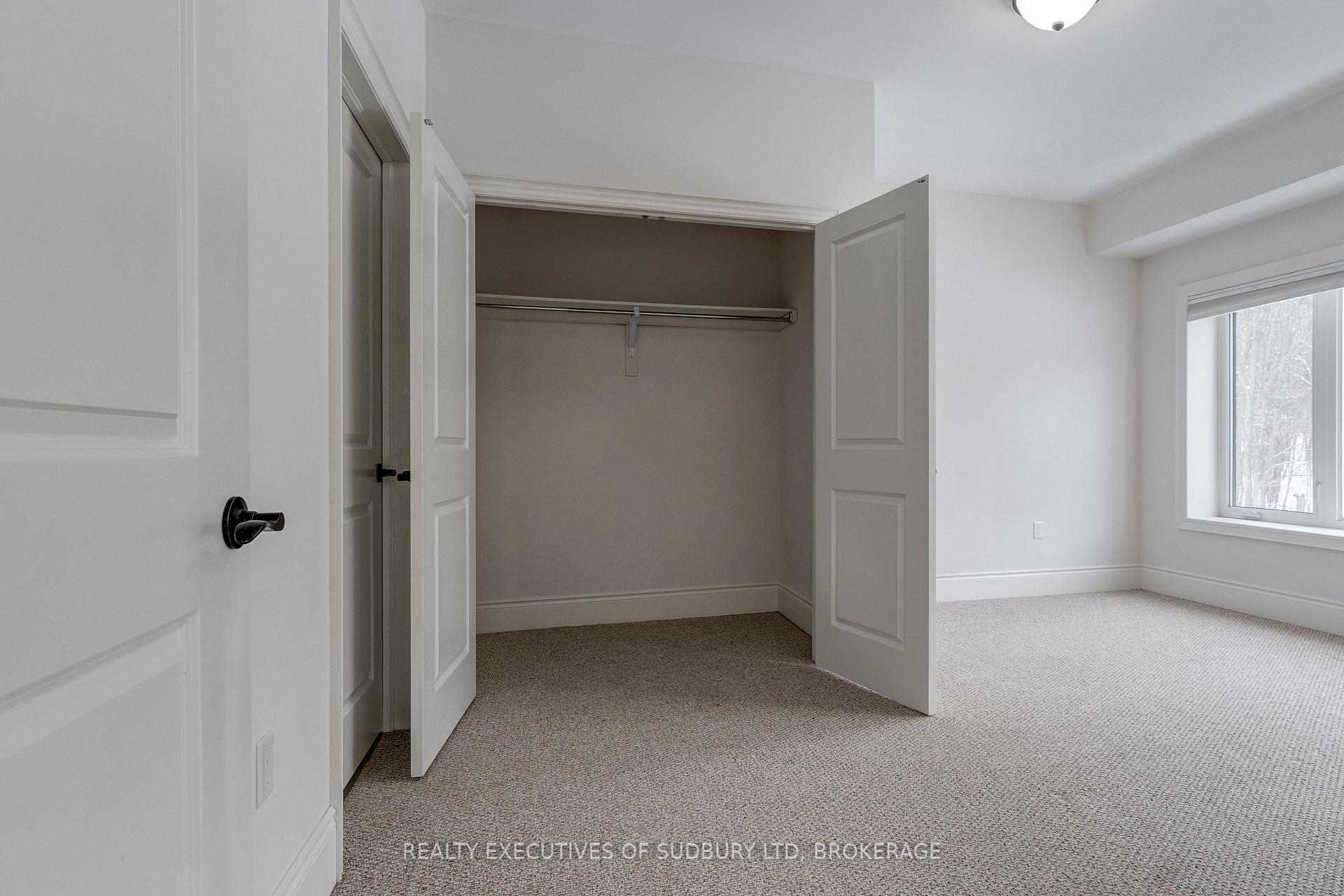 Photo 13 of Unit 404, 11C Salt Dock Road, Parry Sound — HOMEH