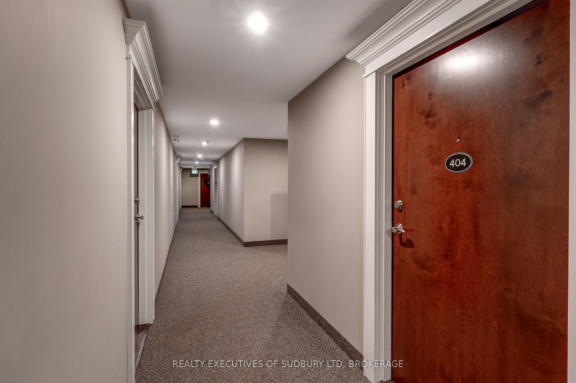 Photo 22 of Unit 404, 11C Salt Dock Road, Parry Sound — HOMEH