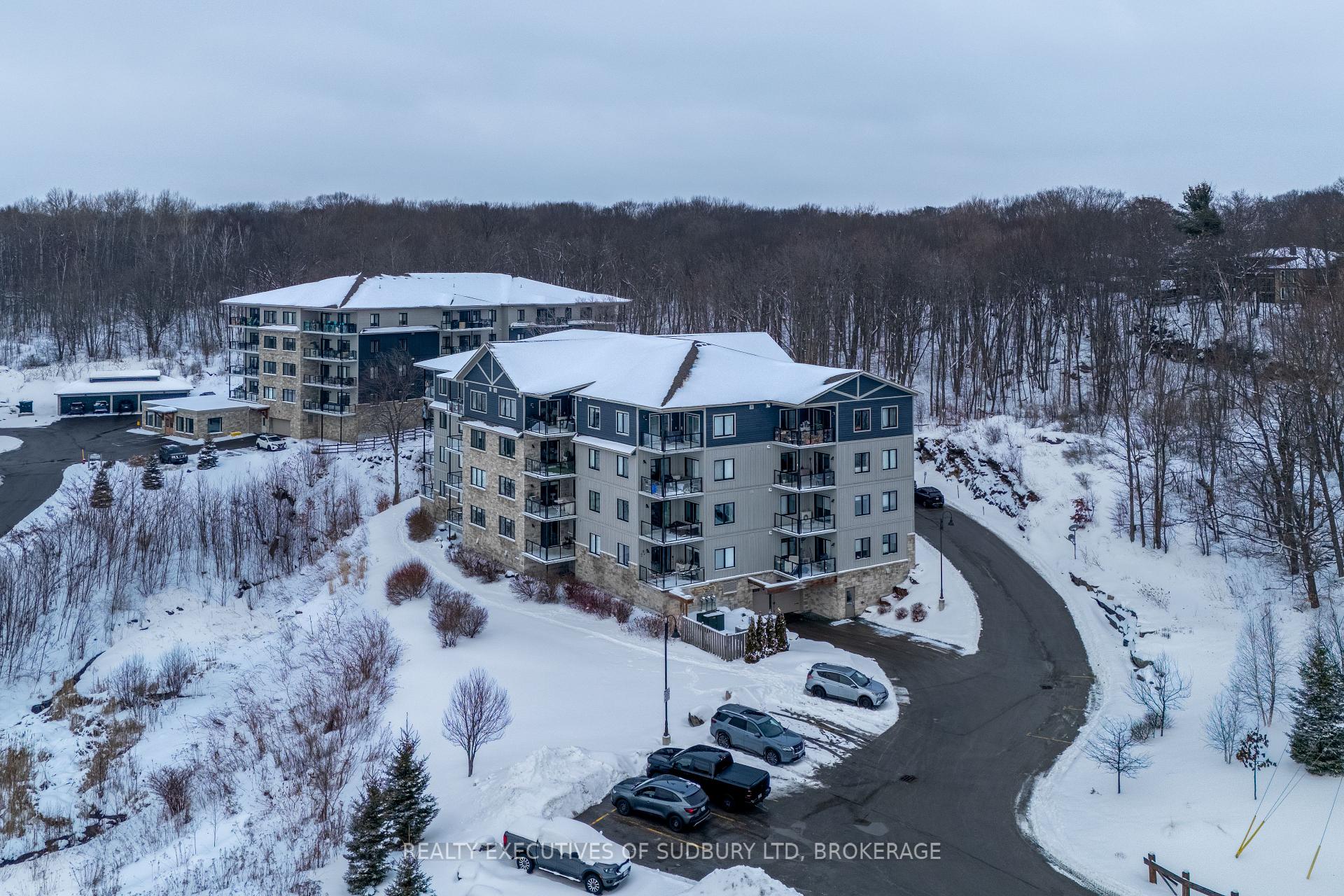 Photo 32 of Unit 404, 11C Salt Dock Road, Parry Sound — HOMEH