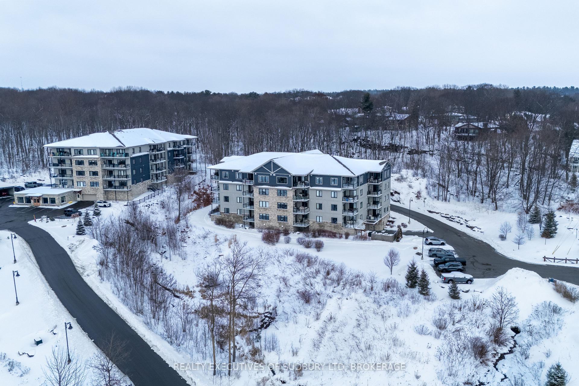 Photo 36 of Unit 404, 11C Salt Dock Road, Parry Sound — HOMEH