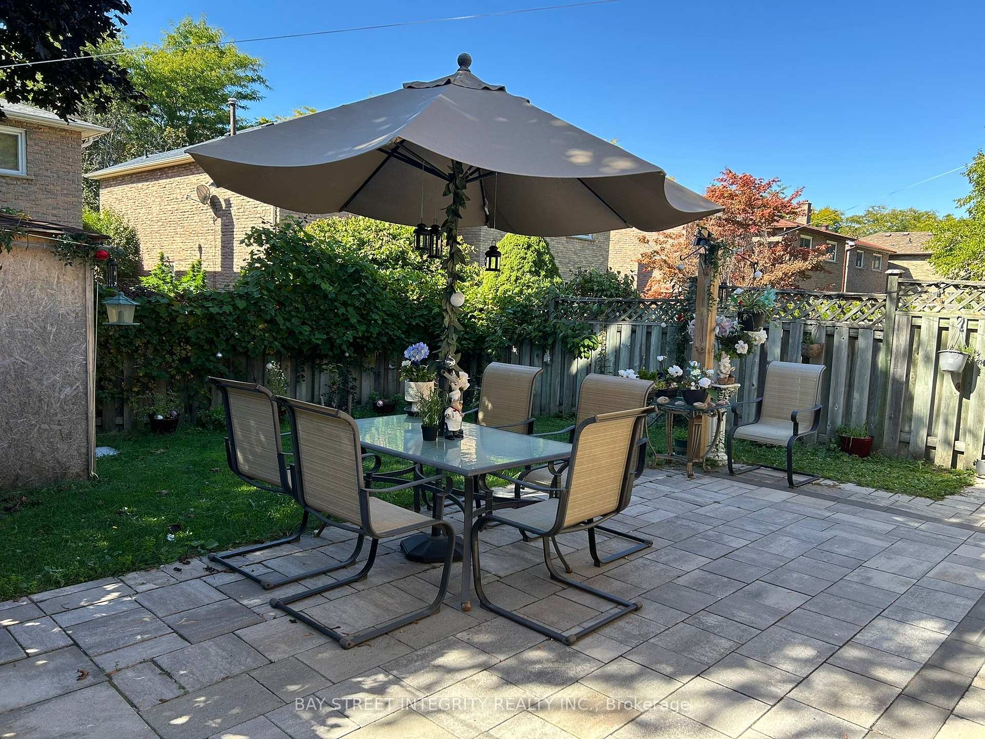 Photo 5 of 99 Mercer Crescent, Markham, Raymerville — HOMEH