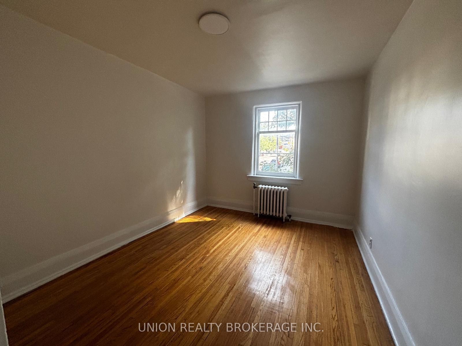 Photo 4 of Unit 36, 84 Willow Avenue, Toronto, The Beaches — HOMEH