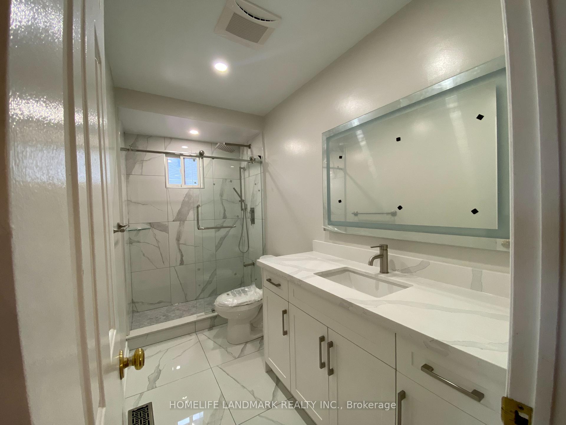 Photo 13 of 32 Marcus Crescent, Markham, Raymerville — HOMEH