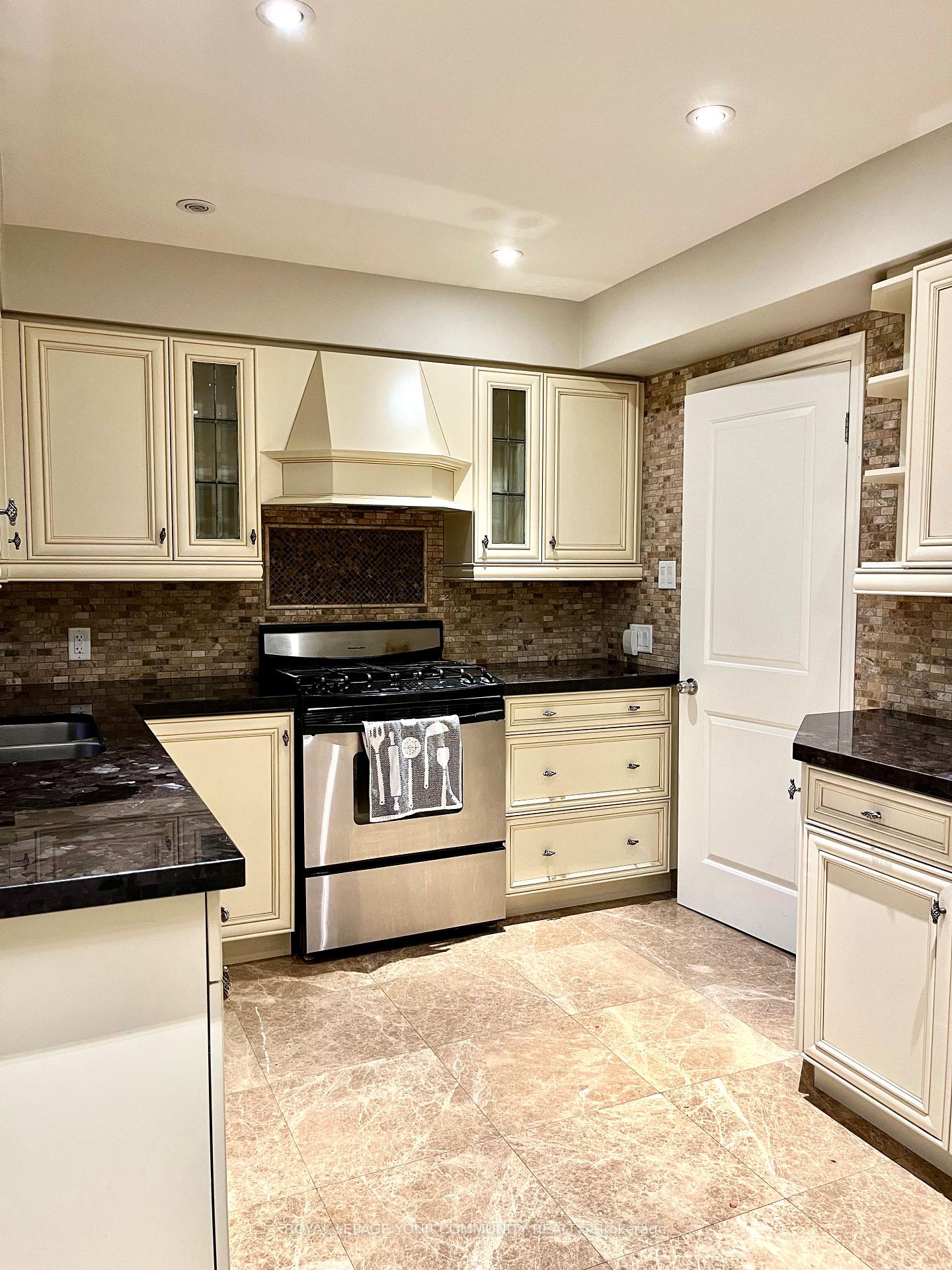 Photo 1 of 134 James Street, King, King City — HOMEH