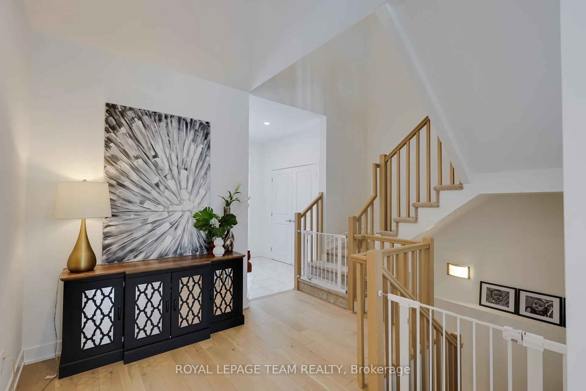 Photo 5 of 844 Beckton Heights, Ottawa, Stittsville (South) — HOMEH