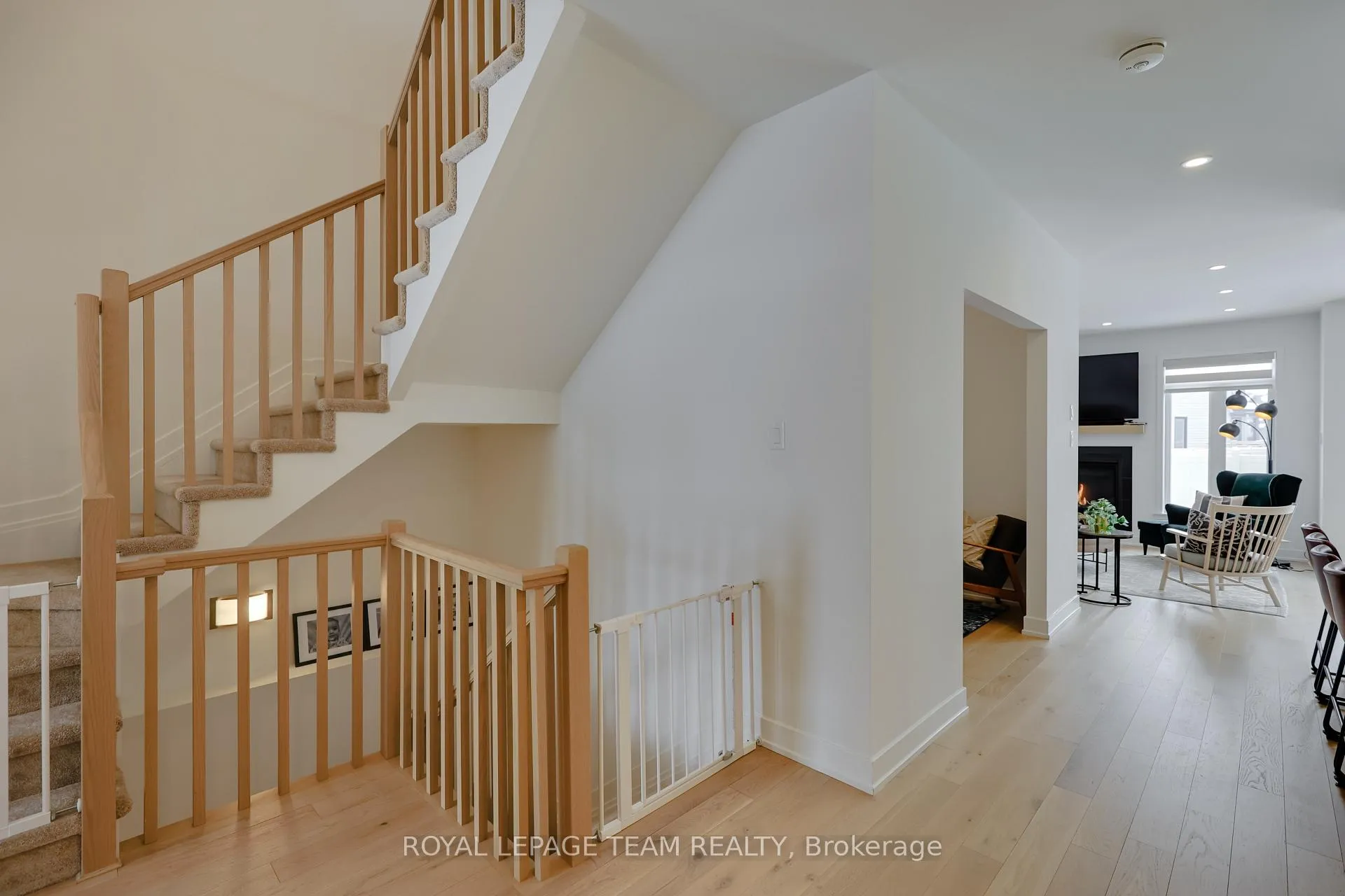 Photo 9 of 844 Beckton Heights, Ottawa, Stittsville (South) — HOMEH