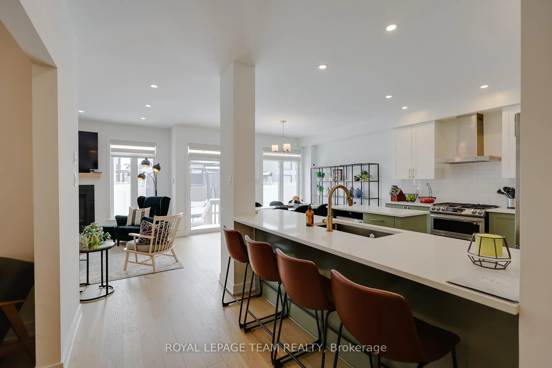 Photo 10 of 844 Beckton Heights, Ottawa, Stittsville (South) — HOMEH