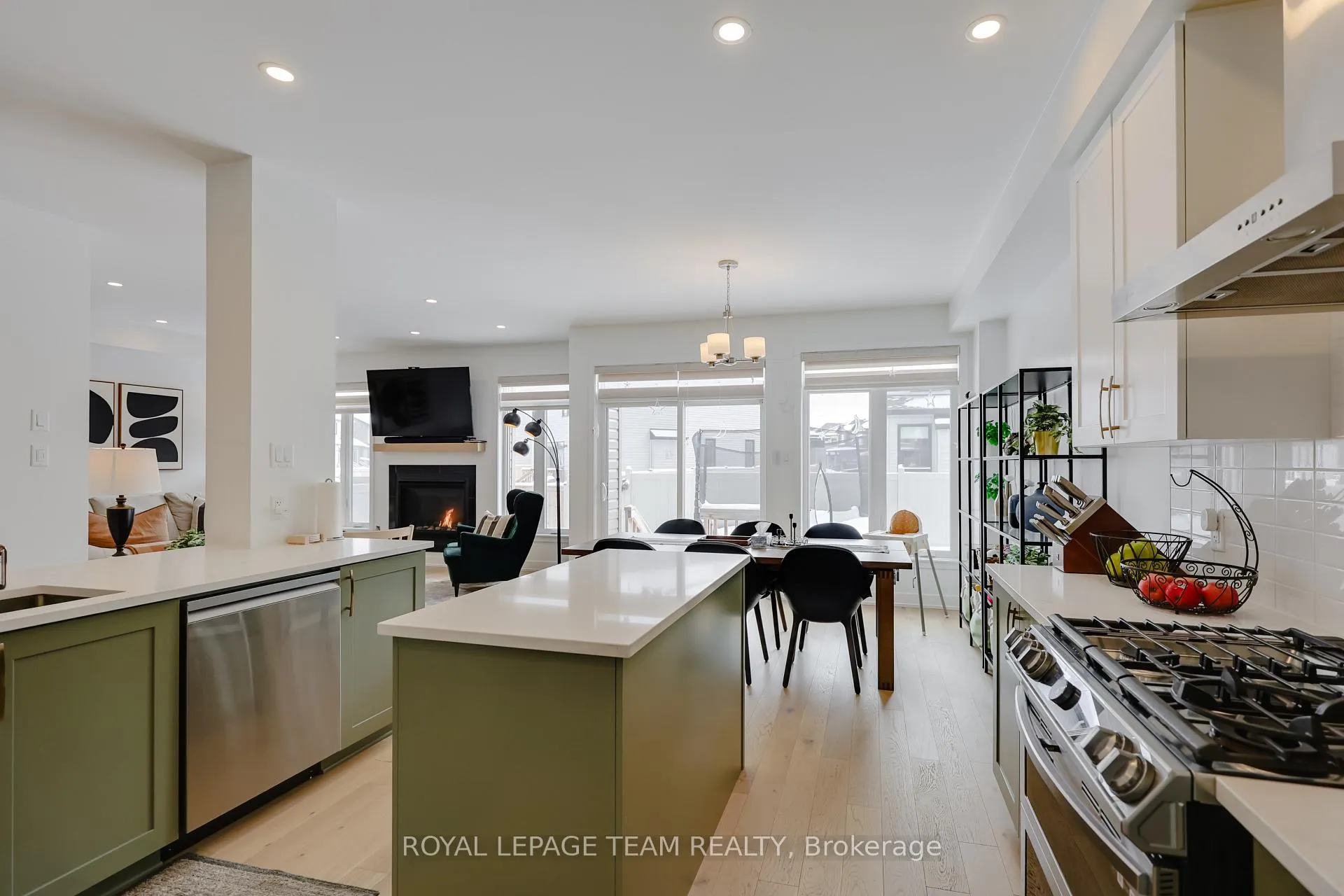 Photo 18 of 844 Beckton Heights, Ottawa, Stittsville (South) — HOMEH