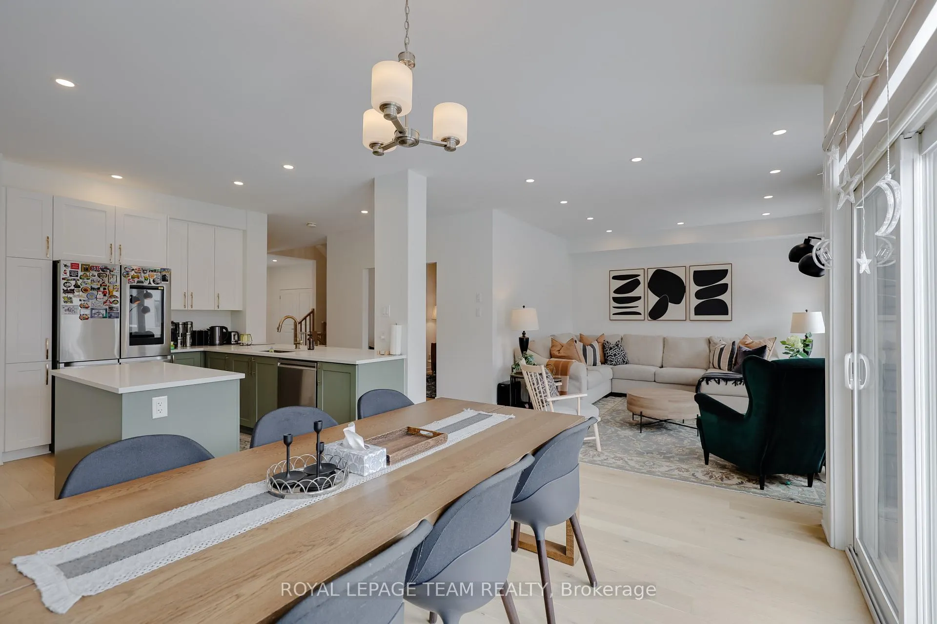 Photo 21 of 844 Beckton Heights, Ottawa, Stittsville (South) — HOMEH